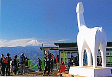 富士を見下ろす白馬